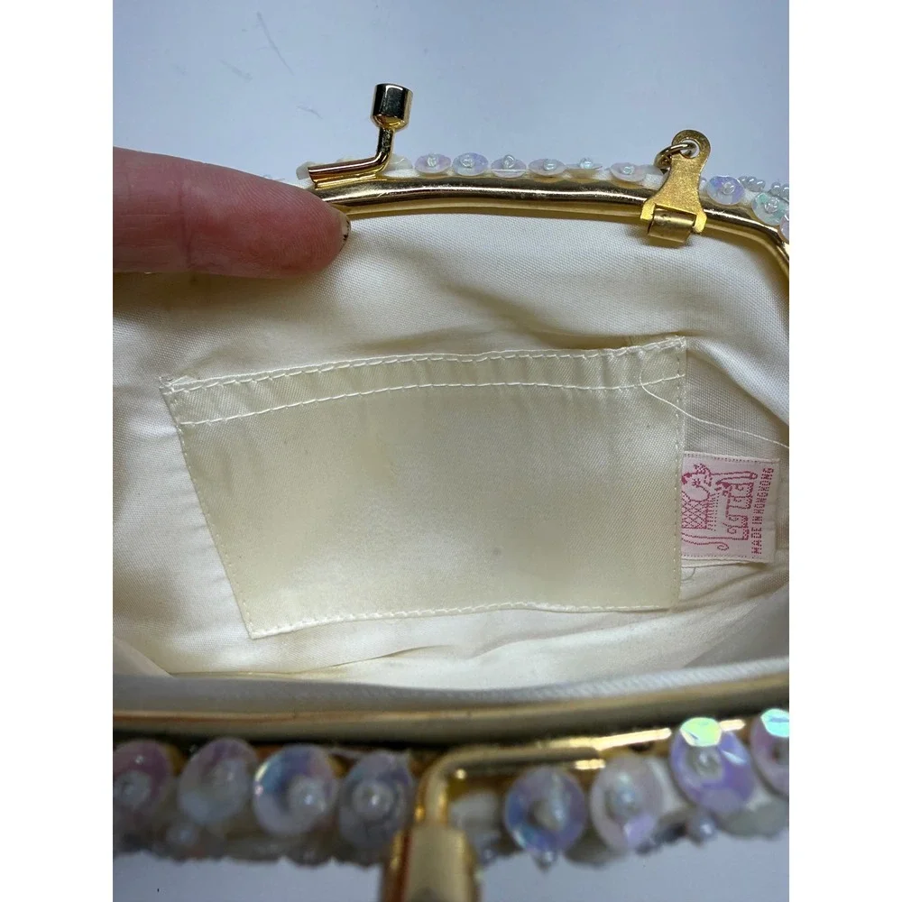 Vintage 1960s La Regale Iridescent Sequin Beaded Bridal Clutch Purse. Perf cond